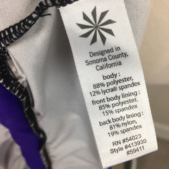 Athleta Purple Paisley Athletic Top Large - Picture 7 of 7